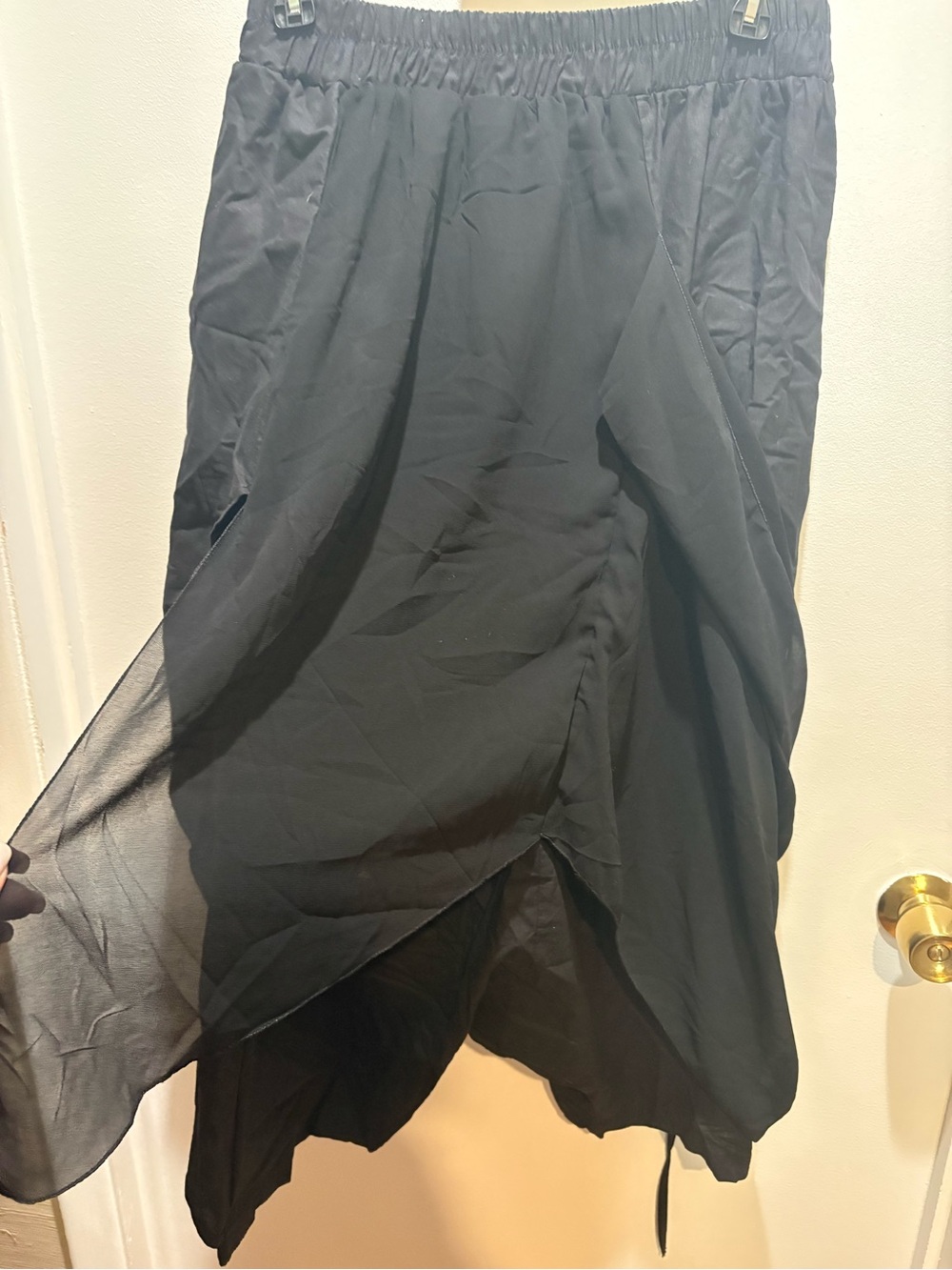 Black Women's Draped Asymmetric Harem Cropped Pants - Unbranded - Picture 4 of 4